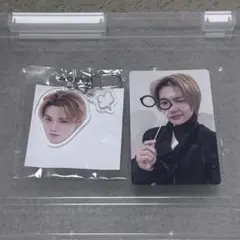 TREASURE ドヨン 顔アクキー トレカ