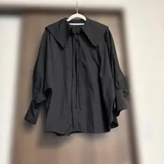 ❤️週末セール❤️美品 黒い長袖シャツ 大きな襟 バルーンスリーブ 4L 