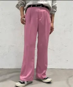 アプレジュールミニョン　ピンクフレアパンツのサムネイル