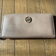 MICHAEL KORS ベージュ長財布