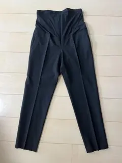 ユニクロ　マタニティスマートアンクルパンツ