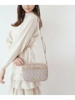 り*ん様 ジルバイジルスチュアート　パフィーポシェット　ベージュ