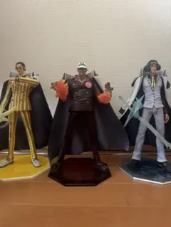 み*。様 ワンピース 三大将　フィギュア