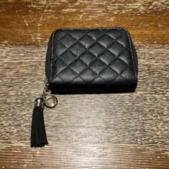 黒 キルティング デザイン財布 コインケース タッセル付き