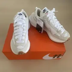 Item thumbnail for item 04425108-28e5-4a42-bc3f-0a9866d6f21a