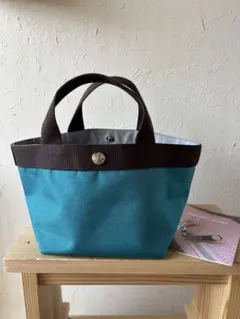 Item thumbnail for item bd2464db-9bc1-44a3-ba40-55d104785739