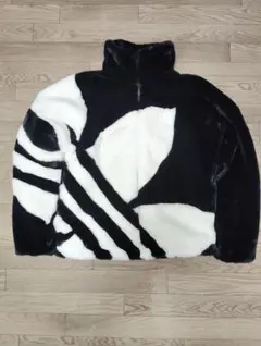 adidas ファージャケットブラック・ホワイト