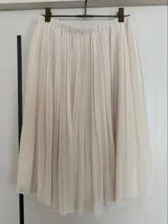 アイボリー シフォンプリーツスカート セレモニーにも。オンワード樫山