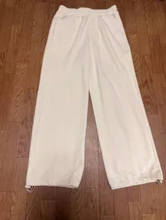 H&Ｍ　バレルレッグスウェットパンツ