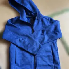 ユニクロ　パーカー　120