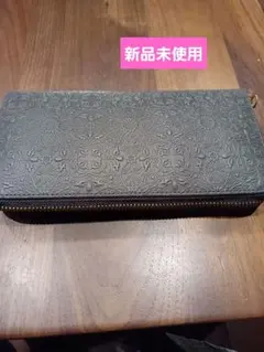 ☆極美品☆長財布 ラウンドファスナー グレー ボタニカル柄(上品な花柄)のサムネイル