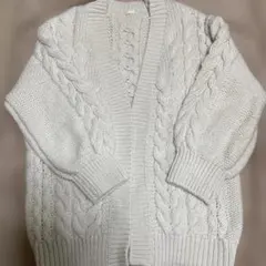 ホワイト ケーブルニット カーディガン Mサイズ