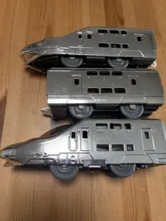 プラレール　E4系　新幹線　MAX銀メッキ　銀ピカ