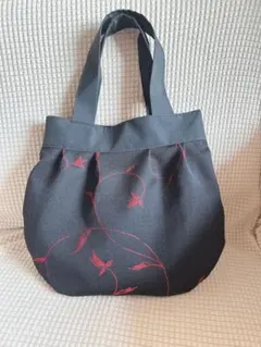 和風デザインバック　黒と赤の刺繍（3）