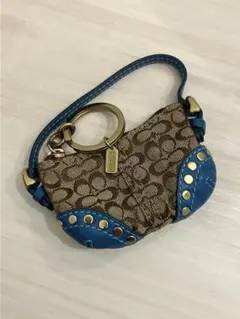 希少　美品　COACH スタッズ　ミニホーボーバッグ型　ポーチ　コインケース