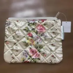 LAURA ASHLEY キルティングポーチのサムネイル