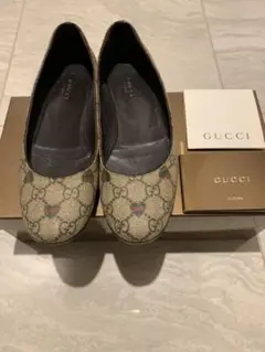 GUCCI フラットシューズ