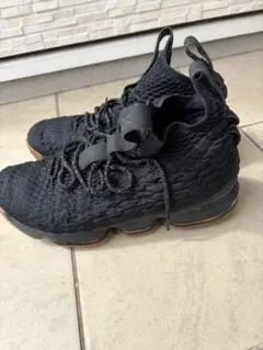NIKE ナイキLEBRON15レブロン15スニーカー バッシュ