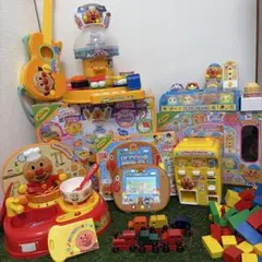 ★大幅お値下げ中【16日17時までの限定価格】アンパンマンおもちゃ 色々 セット