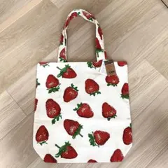 ★新品★いちご柄A4肩掛けトート