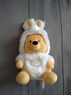 2023ディズニー兎年　プーさんぬいぐるみ