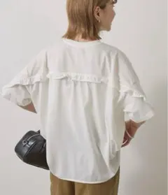 AMERICAN HOLIC バックフリルラウンドカットプルオーバー