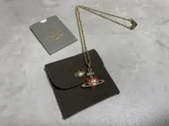 Vivienne Westwood ハートオーブ ネックレス ゴールドのサムネイル