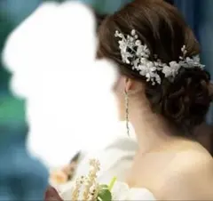 【値下げ中！】DisMoiウェディング ヘッドドレス　シルバー　ホワイト