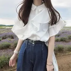 フリル付きホワイト半袖シャツ　白のサムネイル