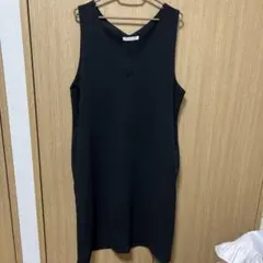 ▼値下げ　ワンピース　黒　Vネック