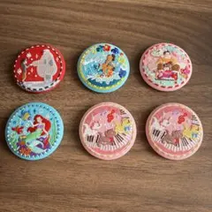 ディズニーキャラクター刺繍ピンバッジセット
