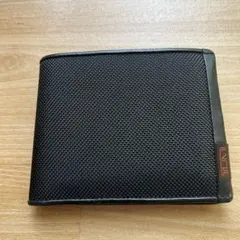 【美品】TUMI 折り財布　レザー　ブラック　ロゴ金具　札入れ　希少 楽天市場】【3日間限定 最大38倍】【正規品2年保証】 トゥミ