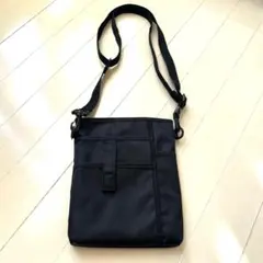 無印良品　ショルダーバッグ　サコッシュ　ペン差し付き