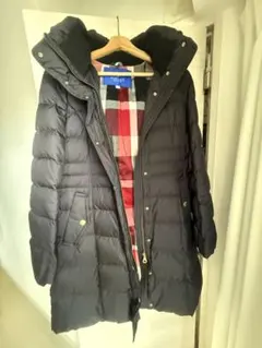 【BLUE LABEL CRESTBRIDGE】ピーチタフタロングダウンコート