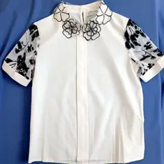 Graceful Smile 半袖ブラウス袖 花柄