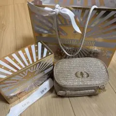 DIOR ディオール ゴールドポーチ クリスマスコフレ 2025 ノベルティ