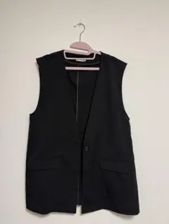 ブラック ノースリーブ ベスト