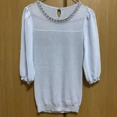 Apuweiser-riche ビジュー装飾付き水色の七部袖トップス