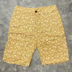 ユニクロ　ハーフパンツ　オレンジ