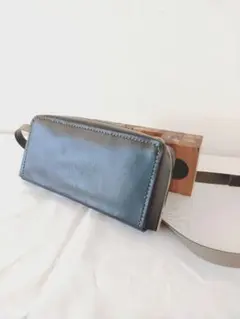 【一点もの】レザーウォレットショルダーバッグ【名入れ無料、本革、サブバッグ】