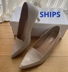SHIPS ベージュ　ローヒール パンプスのサムネイル