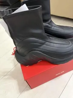 2025モデル　ブラックブーツ　新品未使用サイズ25cm