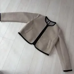 ZARA パイピング付きショートジャケット