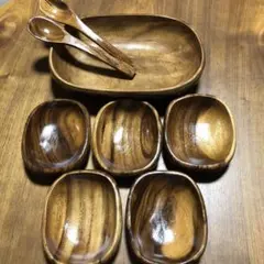 木製食器セット 大皿5枚 小皿2本　サラダボール　外側のカットがオシャレ！
