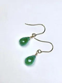 ☆天然石グリーンオニキスの大粒ピアス（サージカルステンレスフック）