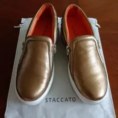STACCATOメタリック厚底スニーカー