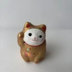 陶器　招き猫 置物 ゴールド 金運 縁起物　工芸品のサムネイル