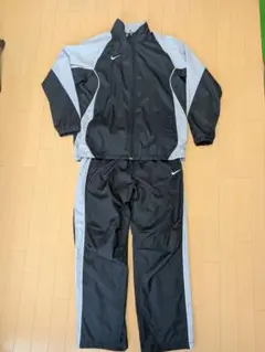 NIKE ナイキ ウィンドブレーカー 上下セット 黒+グレー XL