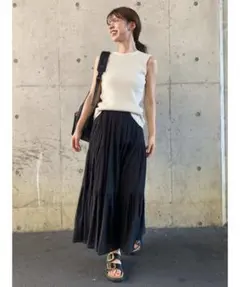 ミラオーウェン（Mila Owen）マキシ丈ボリュームティアードスカート