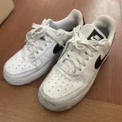 Nike Air Force 1 ホワイト/ブラック 22.5